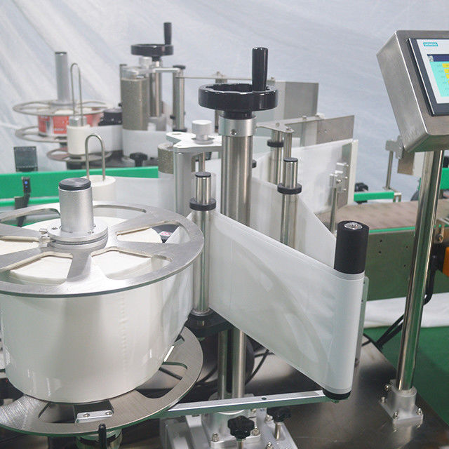 Máquina de vedação de garrafas de plástico de 10 litros para 750 baldes por hora 5 bicos de enchimento e rotulagem