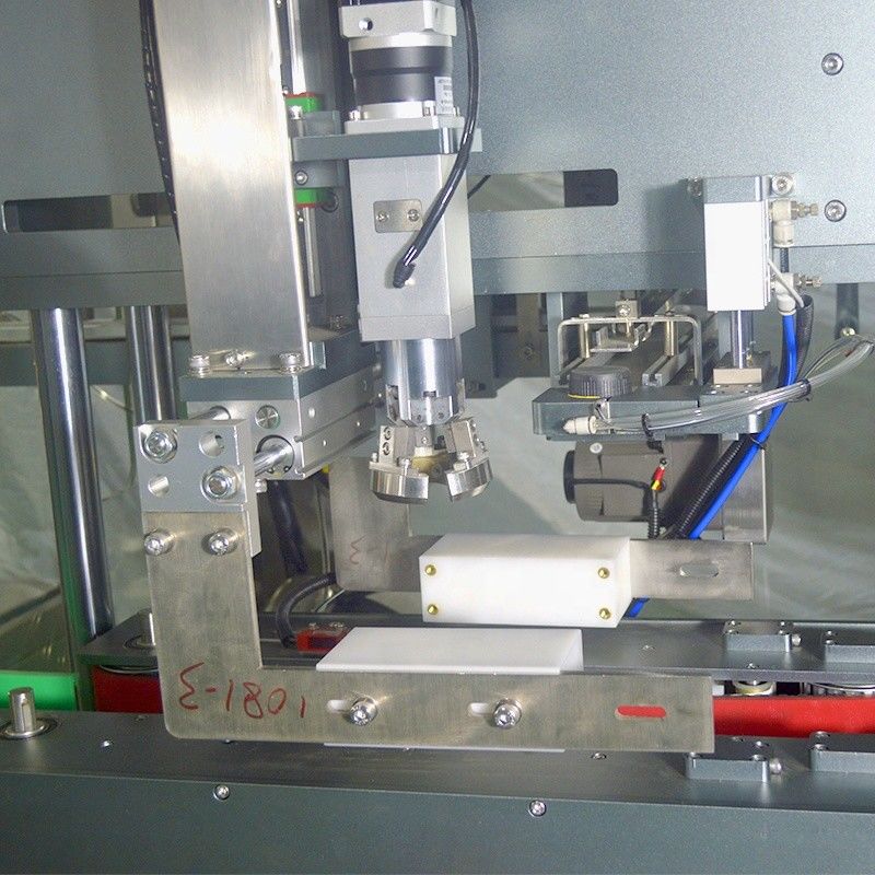 Máquina de vedação de enchimento de garrafas de 1-10L para lubrificação de óleo de motor