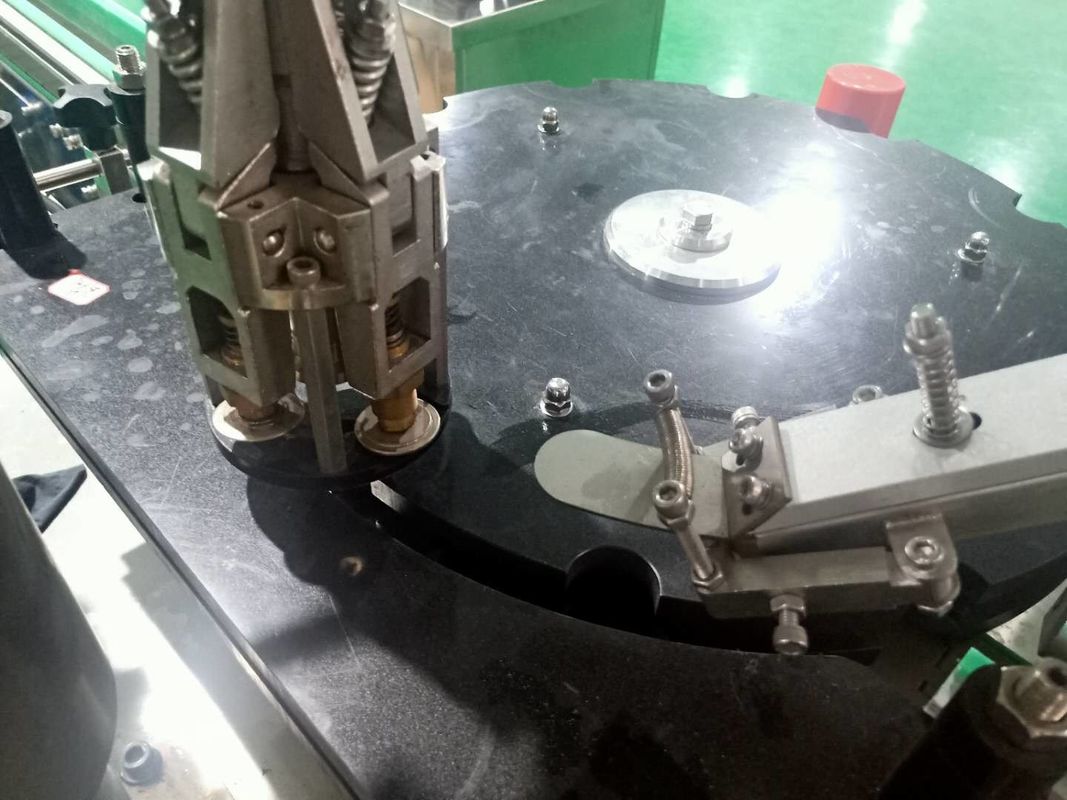 Máquina de fecho totalmente automática para diâmetro de garrafa de 35-100mm e 100-130mm