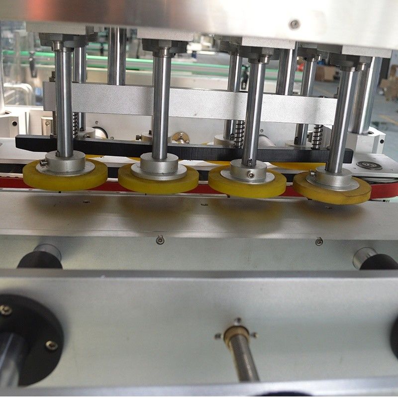Máquina automática de tampa de garrafas para animais de estimação de alta velocidade para materiais de embalagem de papel e muito mais