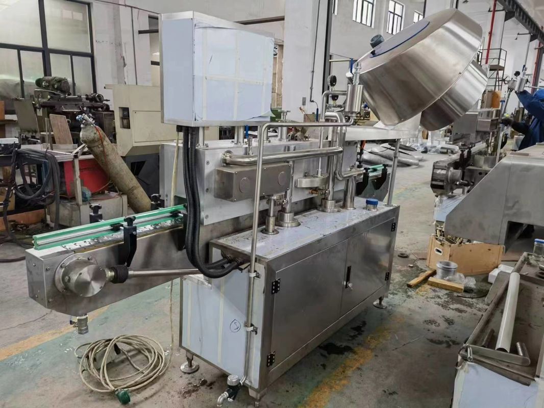 Inspecção por vídeo fornecida Máquina automática de tampa de vácuo de vapor para garrafas de vidro